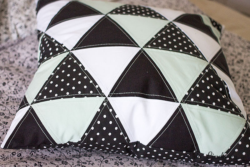 Patchwork Triangle Kissenhuelle 3